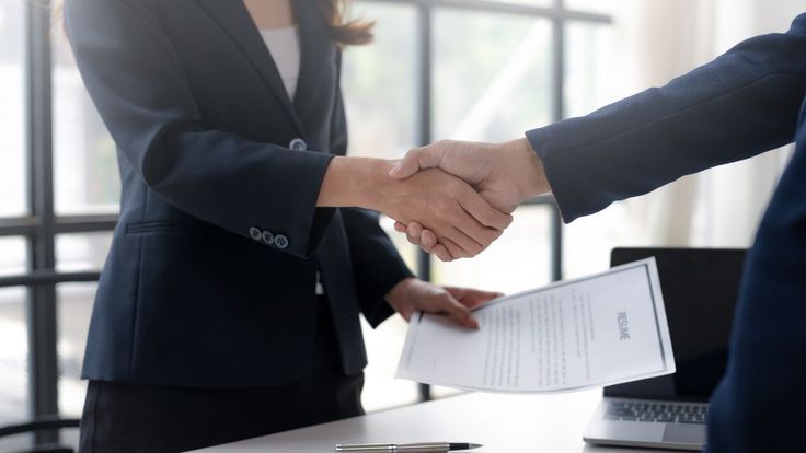 Diferencia entre un préstamo bancario y un préstamo de una caja popular