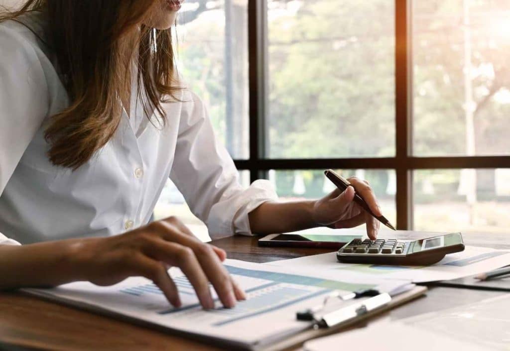 Cuidado con las tasas ocultas en los préstamos